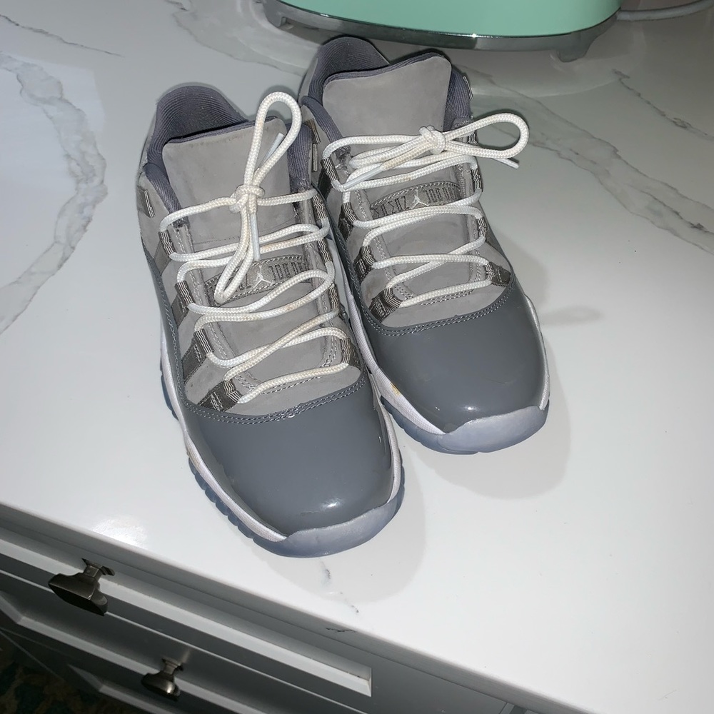 Jordan 11s Gray low